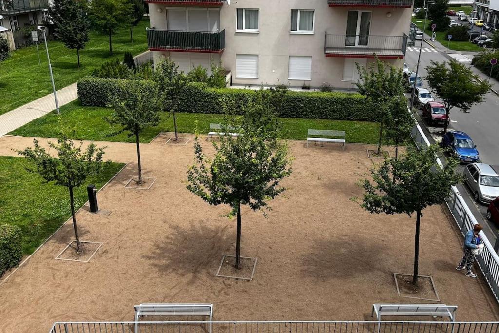 Apartment Hurka - 15 Min Do Centra, Garaz プラハ エクステリア 写真